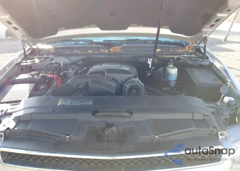 2011 Chevrolet Tahoe Ls z USA, uszkodzony, nr VIN 1GNSKAE03BR161210